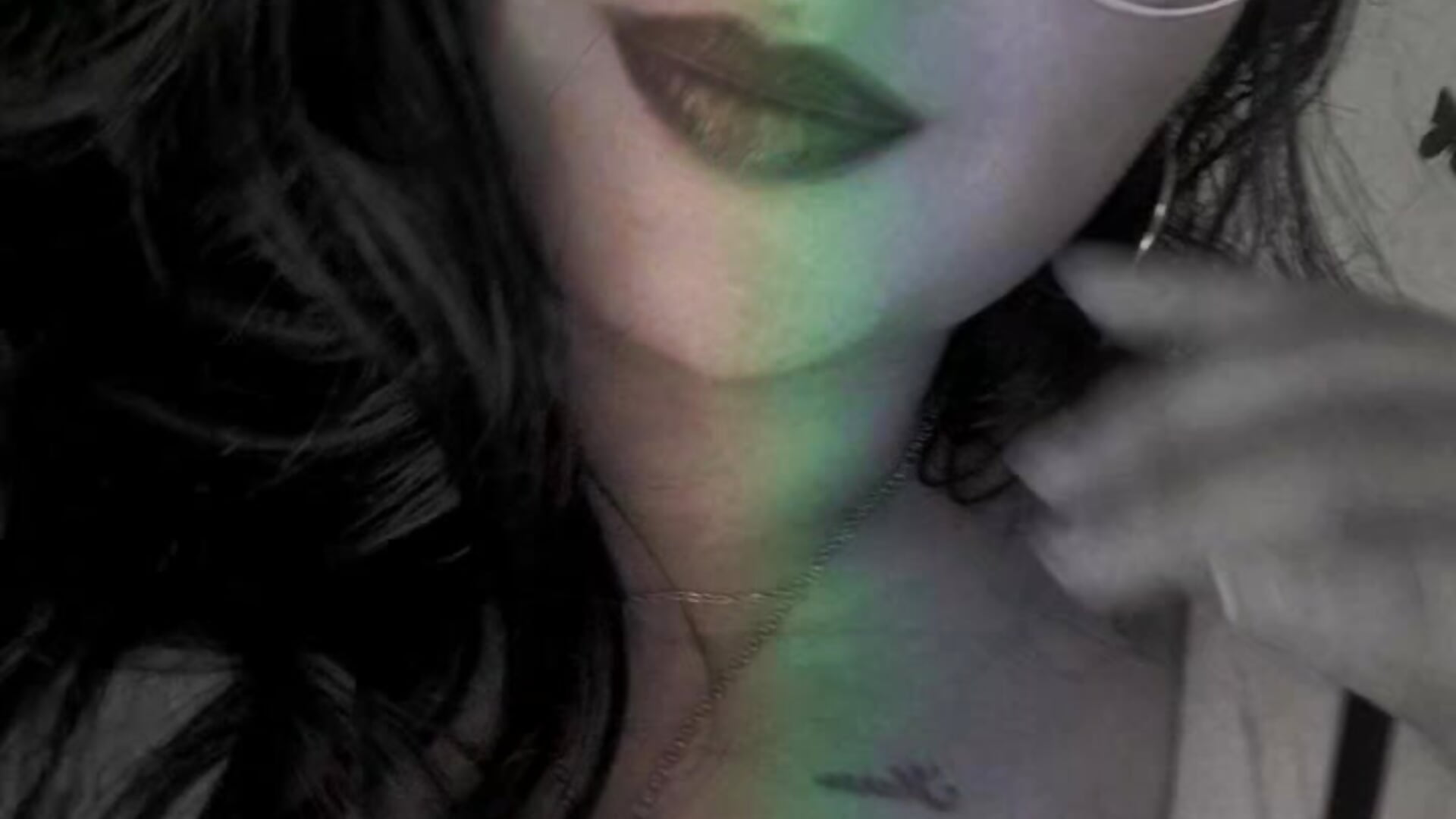 1000115605 - moon_boobs adlı kamera modelinin videosu