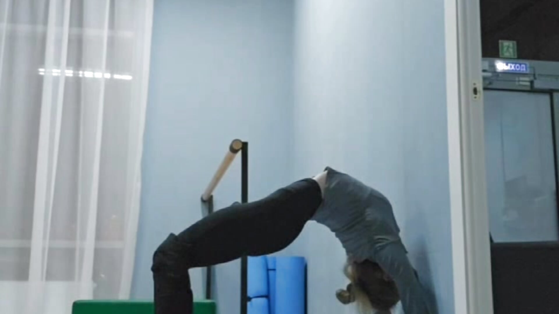 video_5 - video của người mẫu cam Salionne