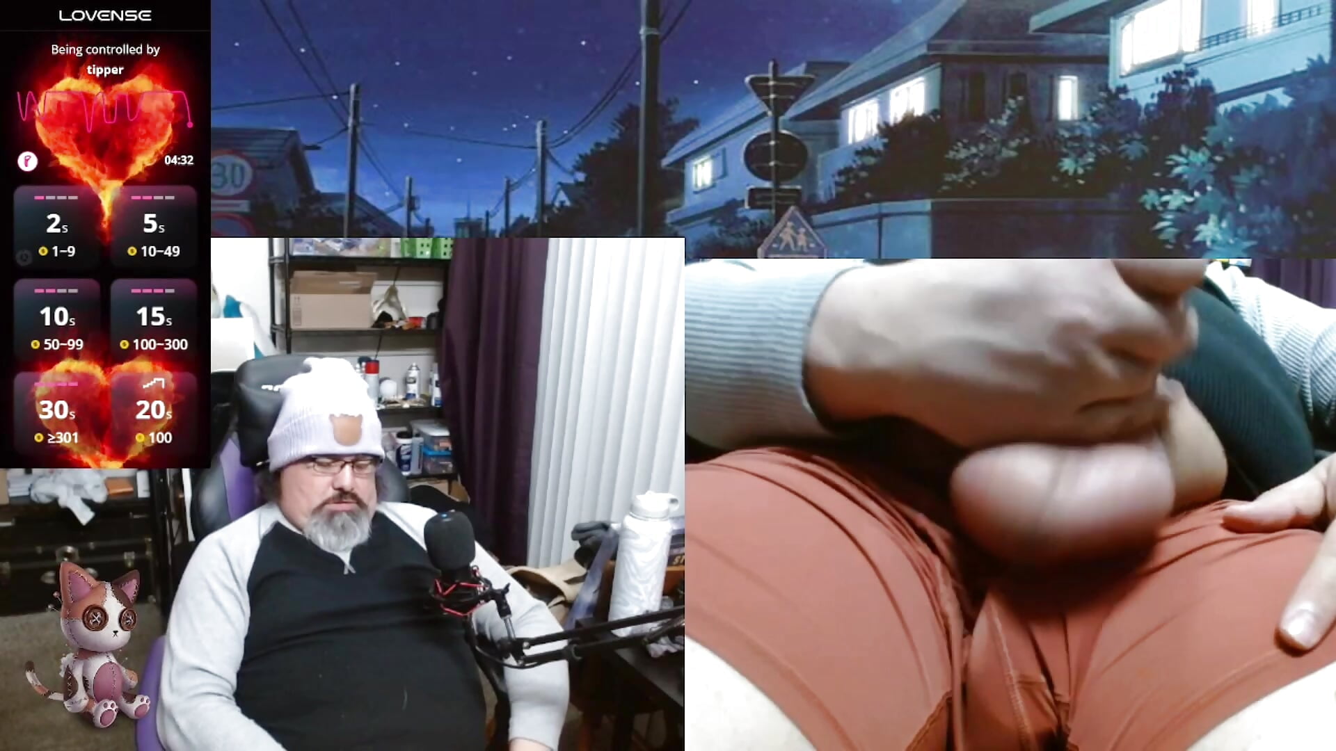 Playing with Myself - video by geekycastillo cam model