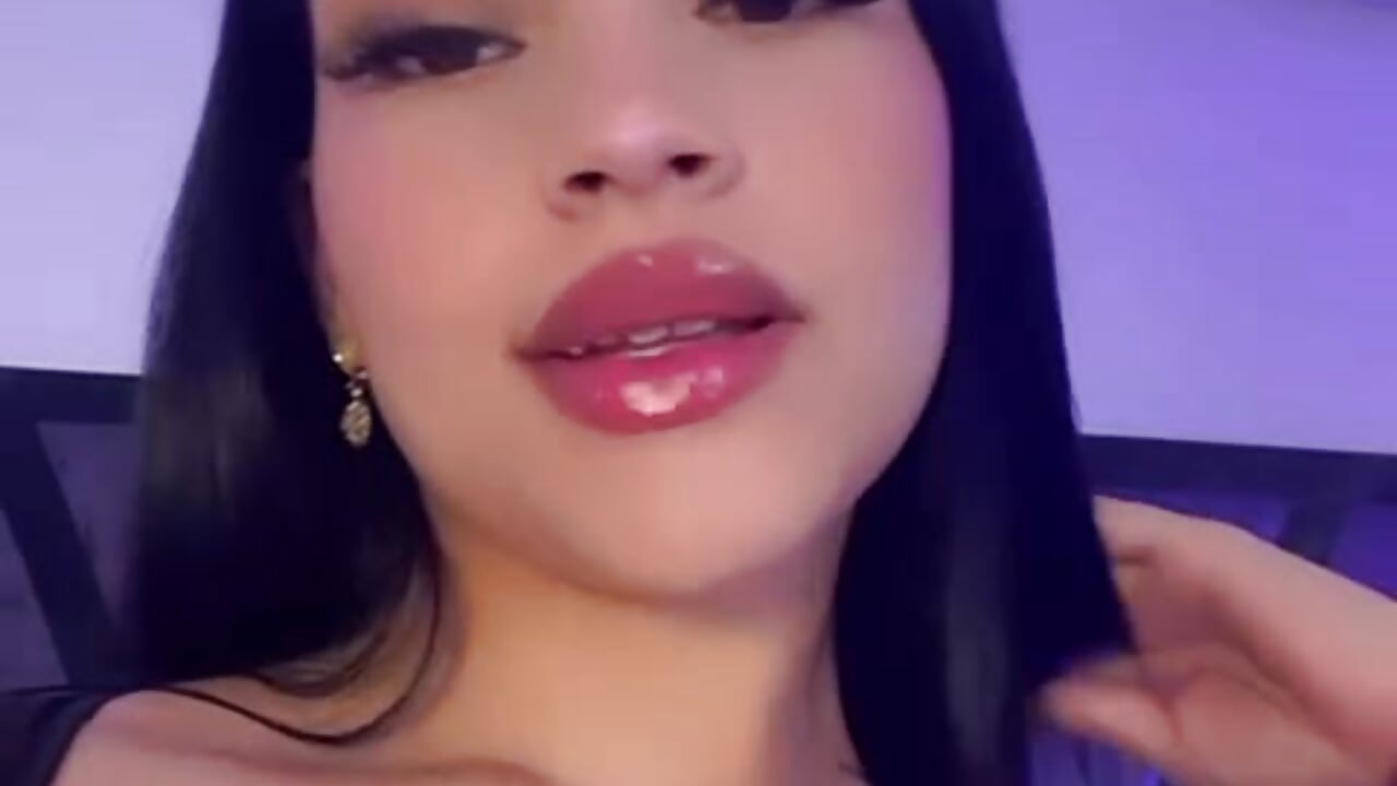 WhatsApp Video 2025-10-21 at 8,06,39 AM - video by samantthaJhonsonn cam model