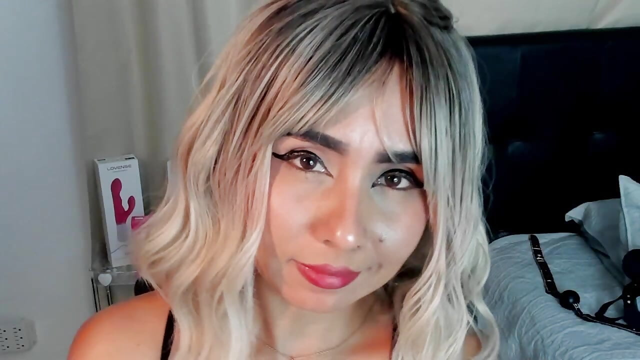 YOU WANT TO FUCK MY FACE🥵✨