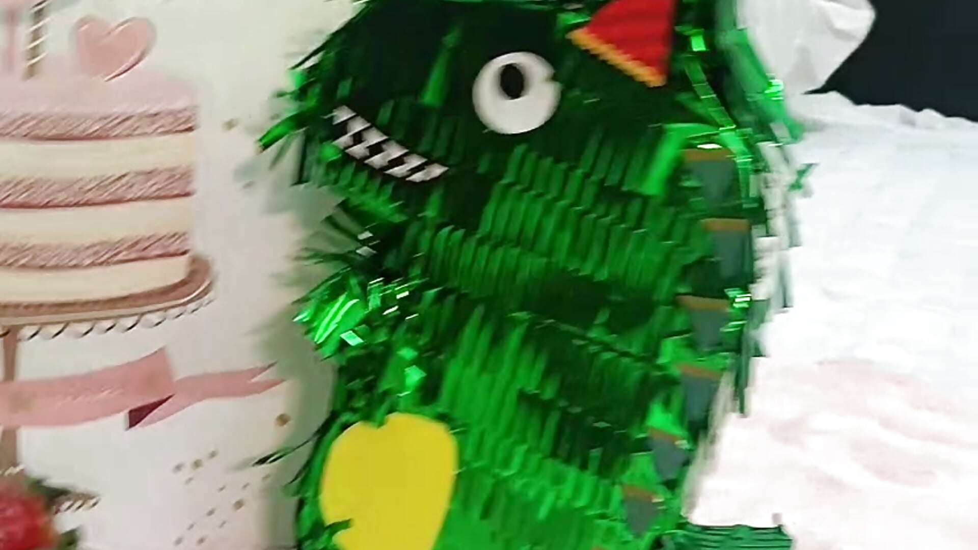 Happy birthday, my knight. MrOmNomNom - vídeo de la modelo de cam Emilyvalk_