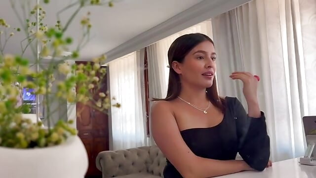 VIDSTRIP – video modela na kameri Talia_Bonet