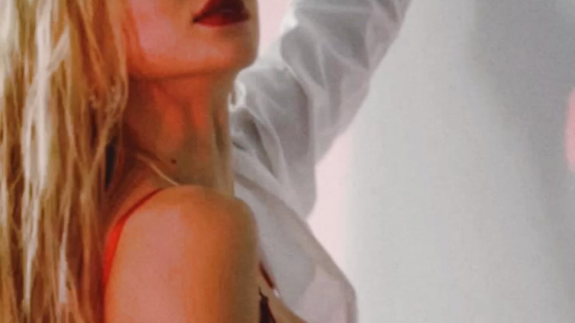 red seeee - video by BillionCold cam model