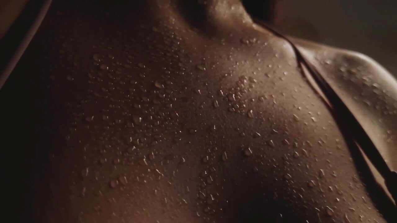 drops of water on 🍒 - відео від вебкаммоделі KoriPaul