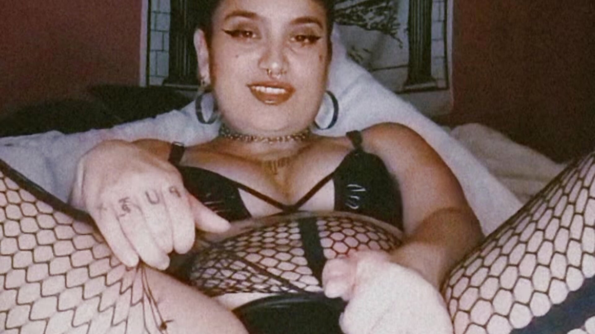 VID_20251020_091725_223 - video by pekeni0p0ny cam model