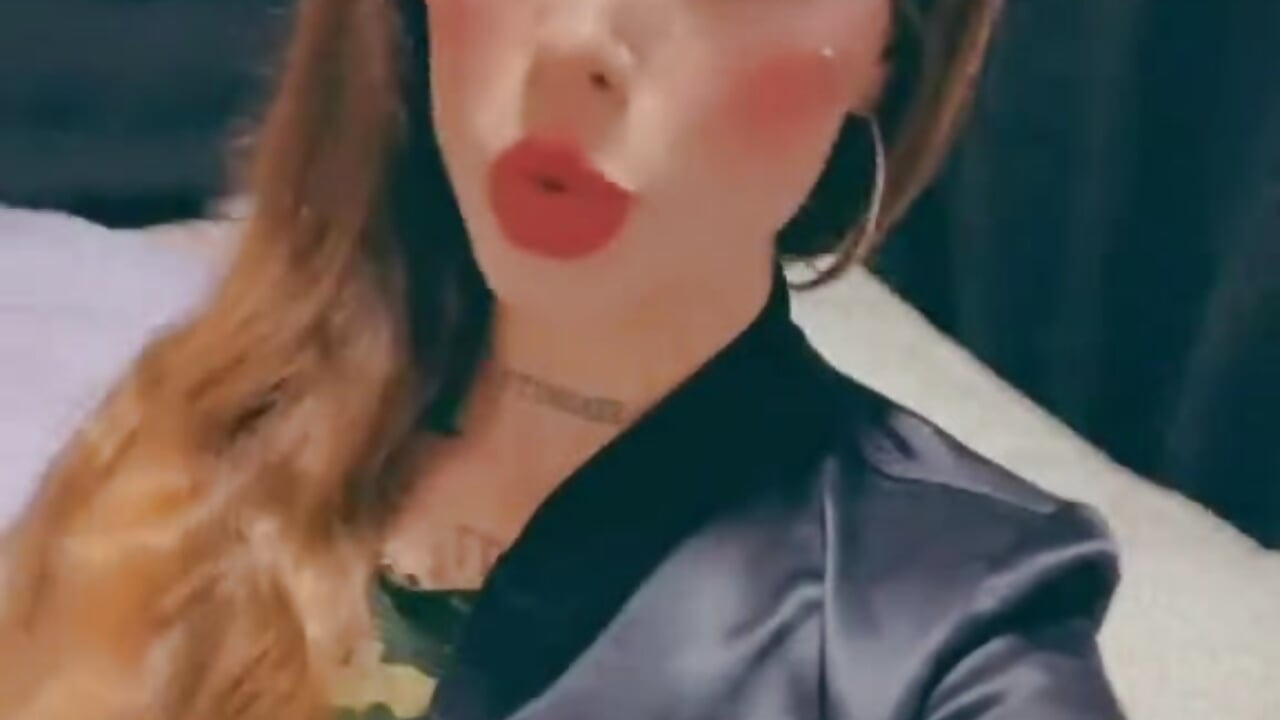 🎉 - video by Andreita_Escobar cam model