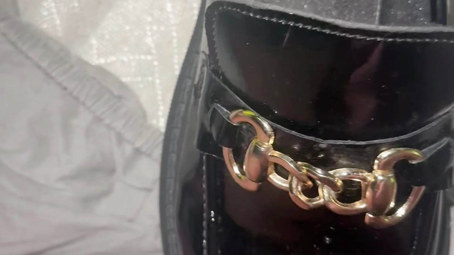 Cumming on patents - video van fortheloveofheels74 cam-model