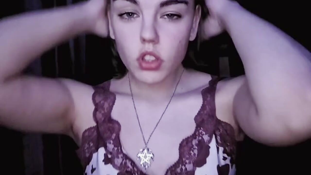 In my head <3 - video by MelodyBaur cam model