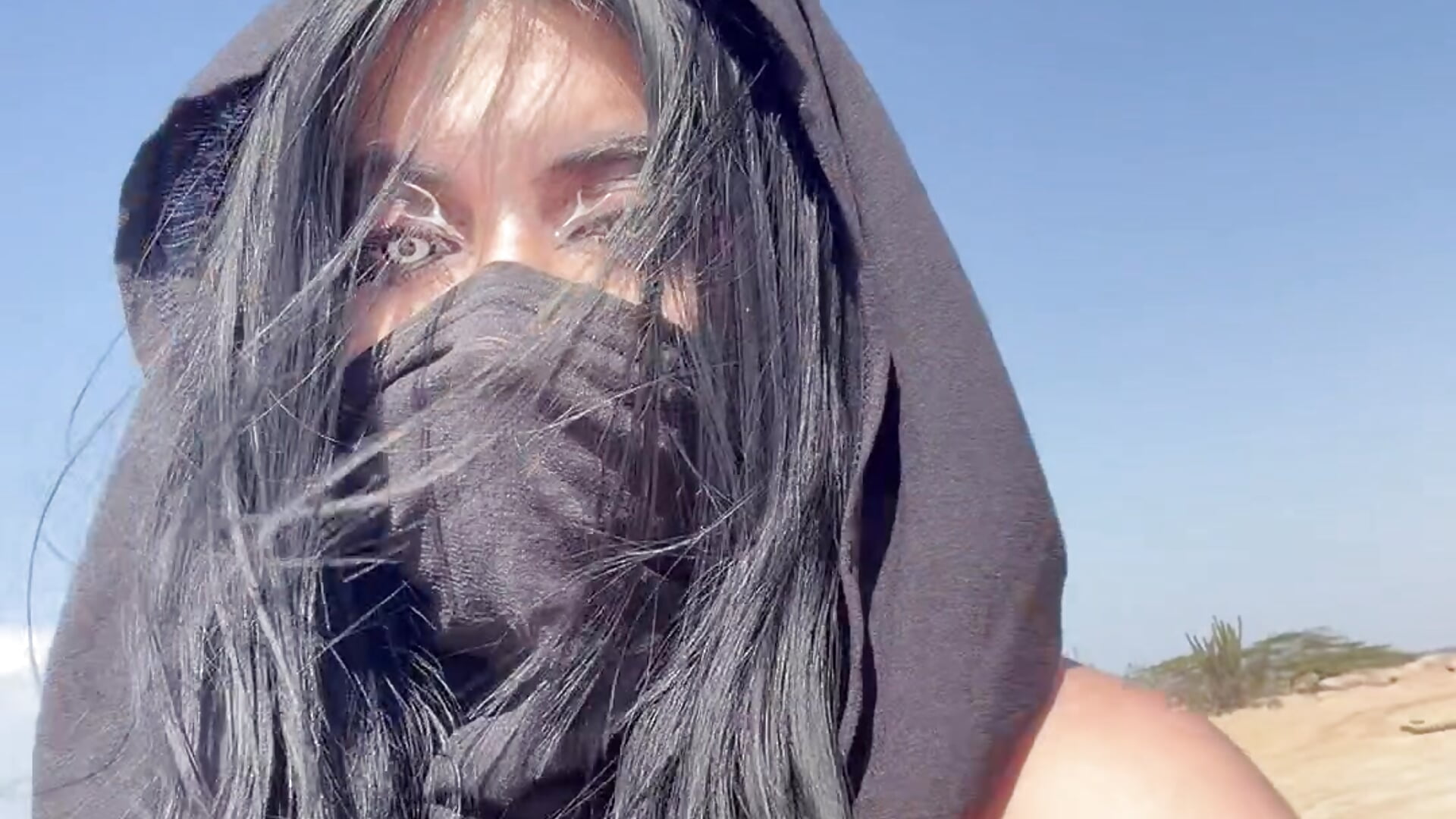 Burning man🥷🏻 - video by Leila_Carteer cam model