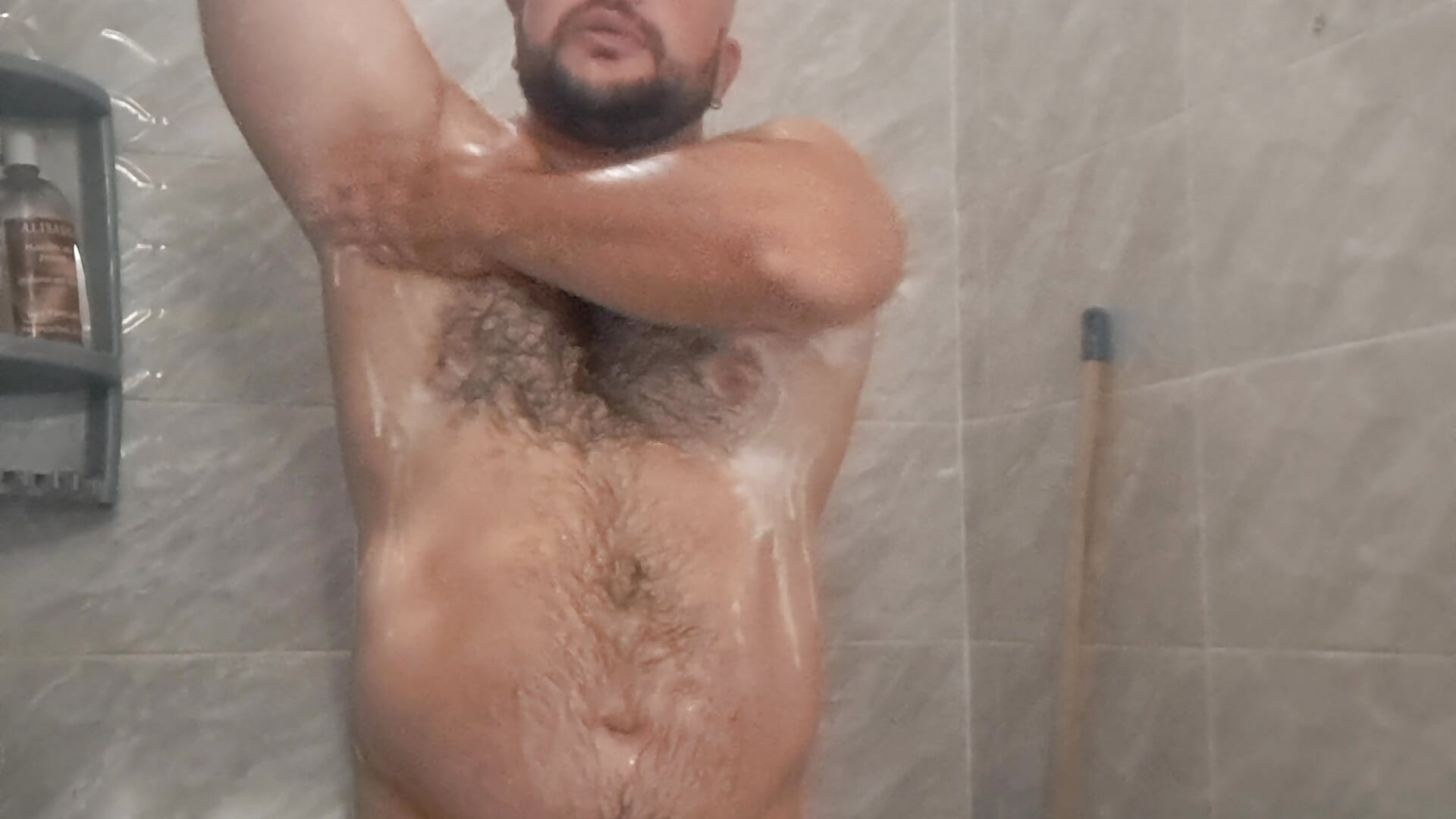 Take a shower with me guys!! 😈😈🥒🥒🍆🍆 - video oleh saitamahero1990