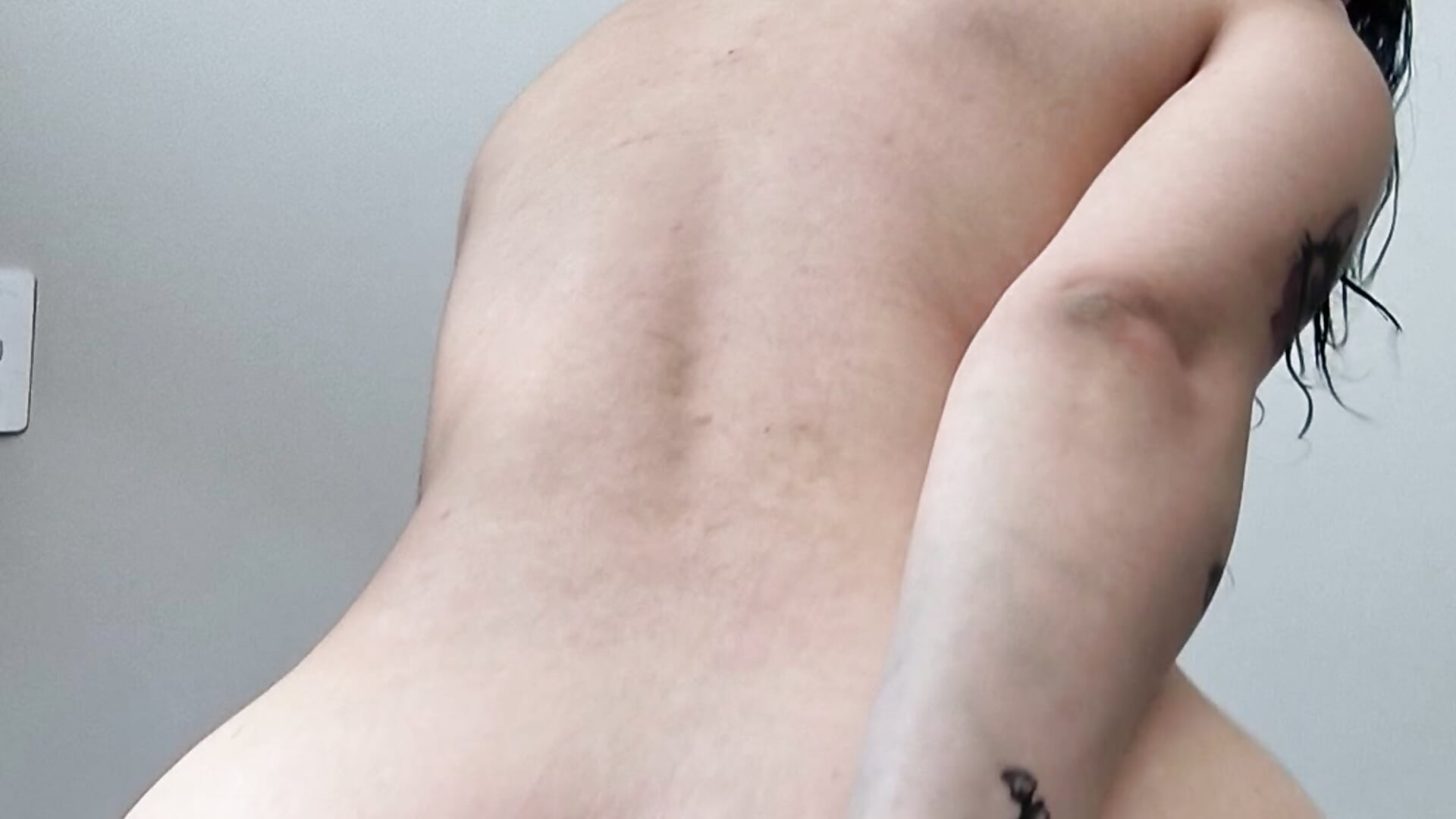 First anal with dildo - Vídeo de Meiii27, modelo de vídeos