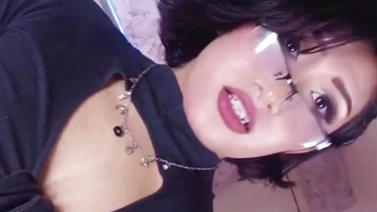 Seduccion – video modela na kameri Velvet_Sin_