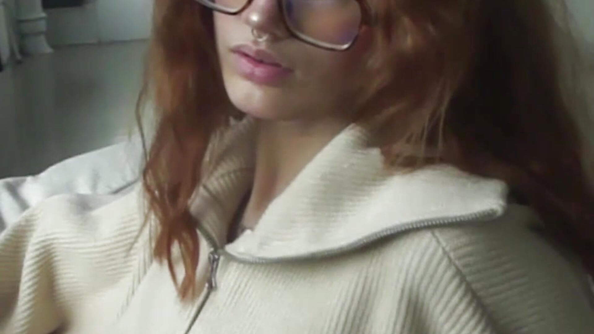 introdaction - video by Cherryl_Florence cam model