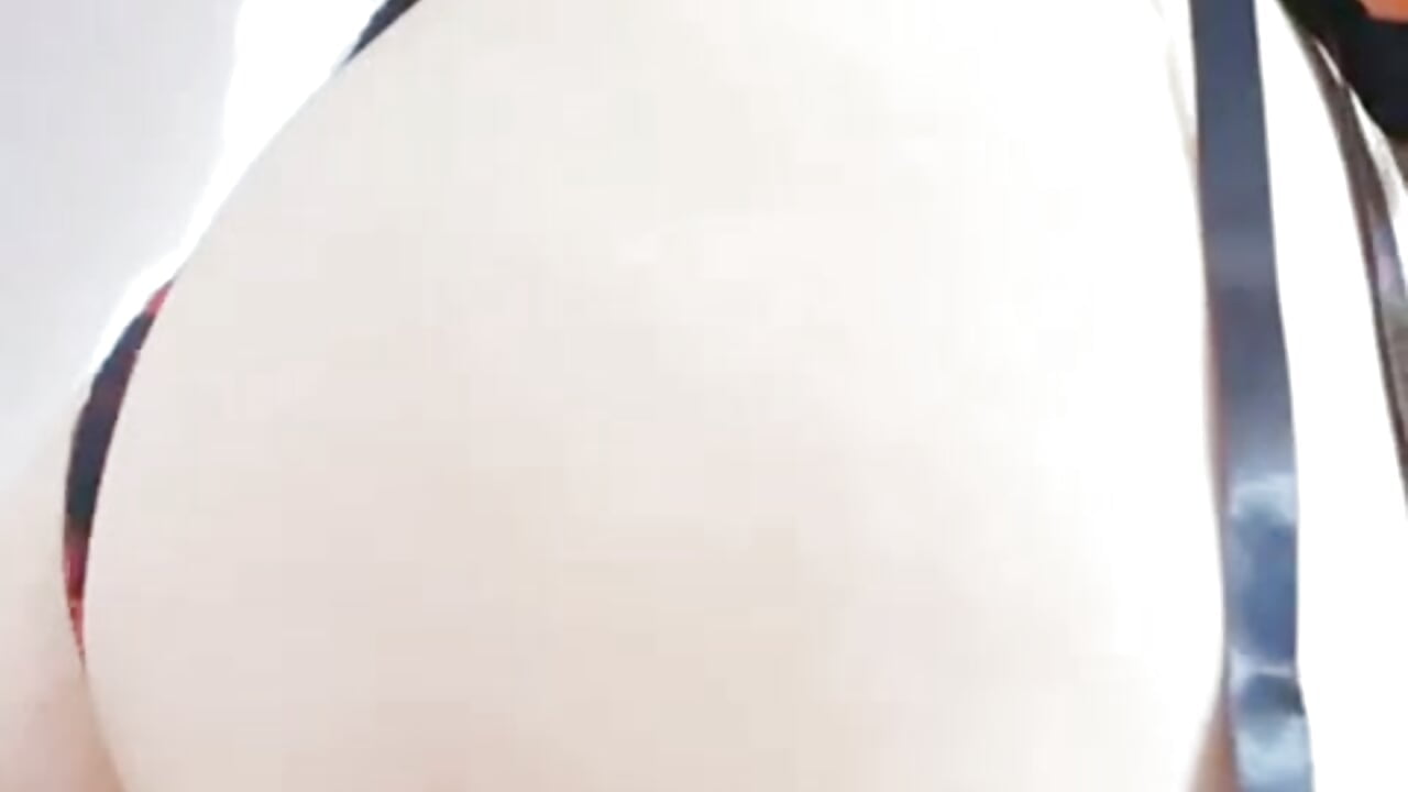 WhatsApp Video 2025-10-26 at 9,30,14 AM - video oleh model kamera antonella_ed