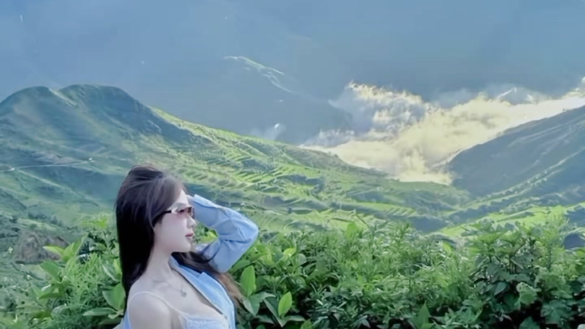 watermark - video by o-one-o cam model