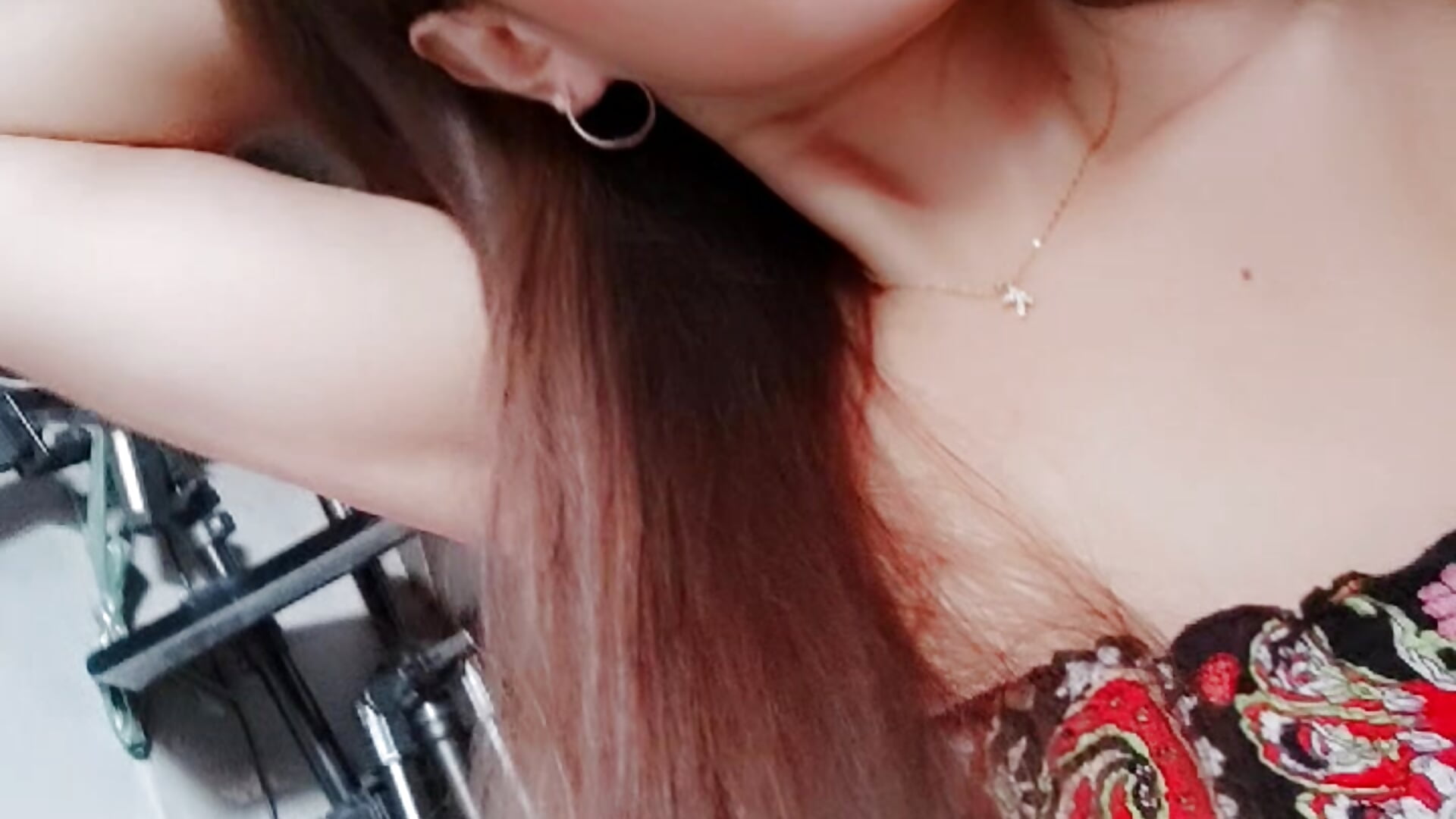 Hot simple sexy 🔥🔥🔥 - clip cu honeykoh model videochat