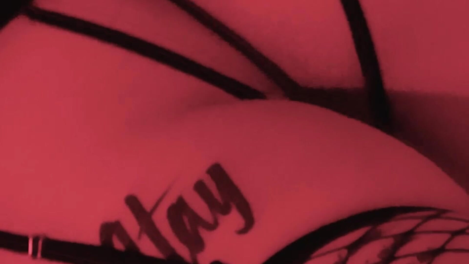 Amo el arnés en mis nalgas 🥵🍑 – video modela na kameri badgirlxxxxxx