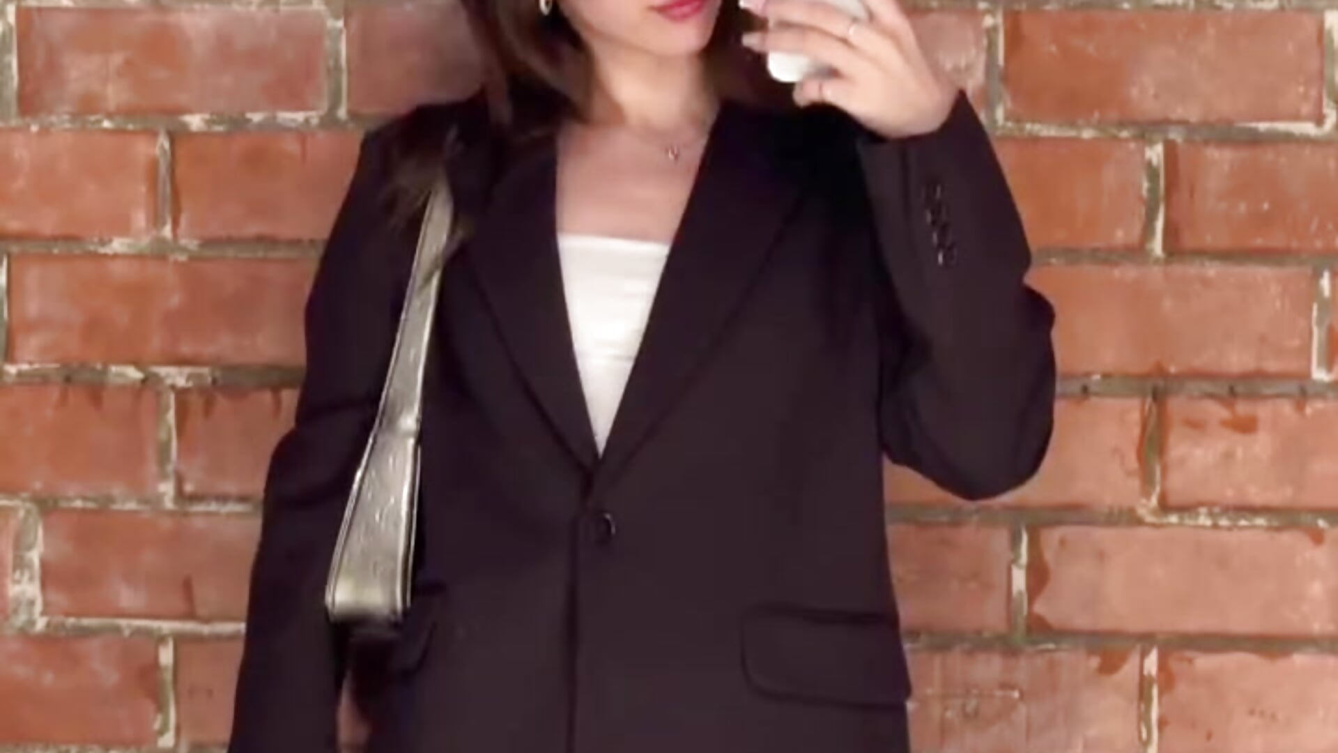 B E A U T Y - video di AliceAtkins modella di cam