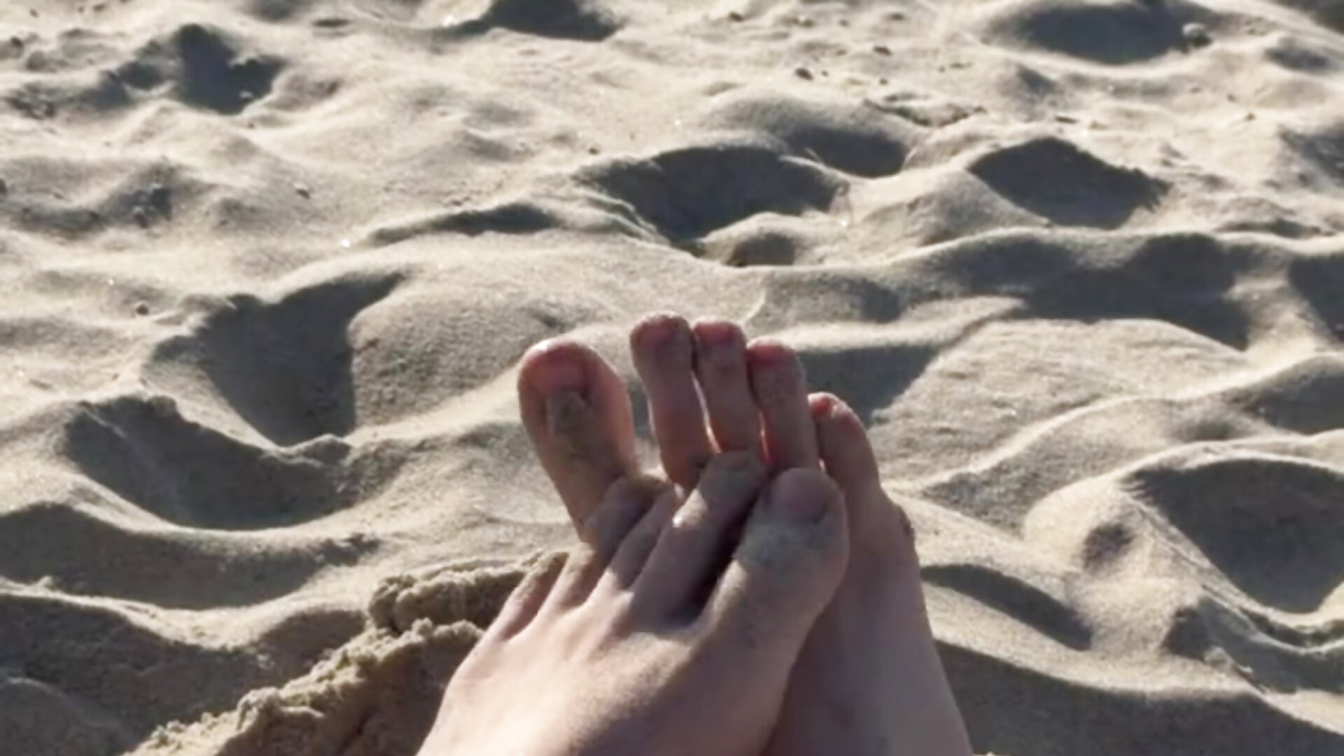 my legs🥰 - video di AliceAtkins modella di cam