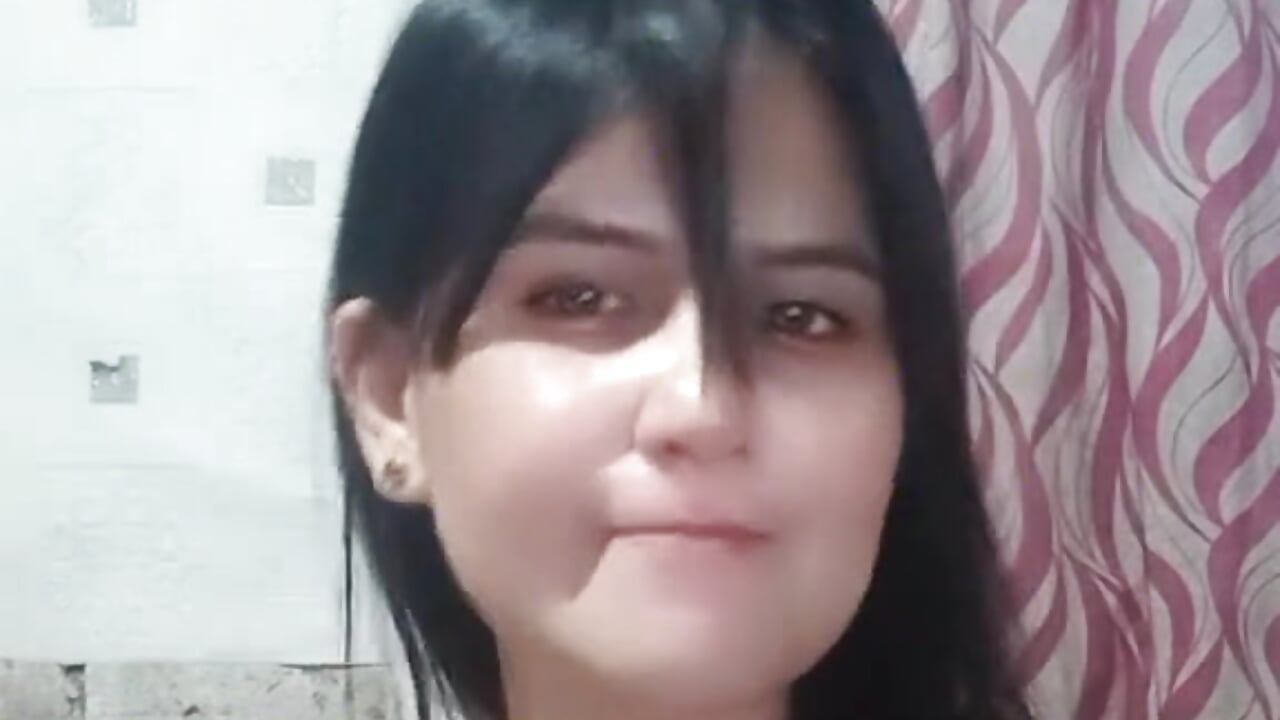 1000004933 - video by hotpinay28 cam model