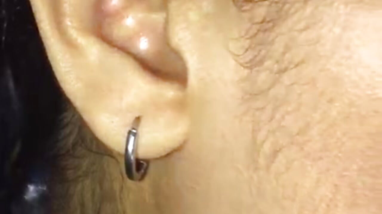 Pircing, Bonnie Beatifull - video của người mẫu cam Bonnie_and_wizkhal