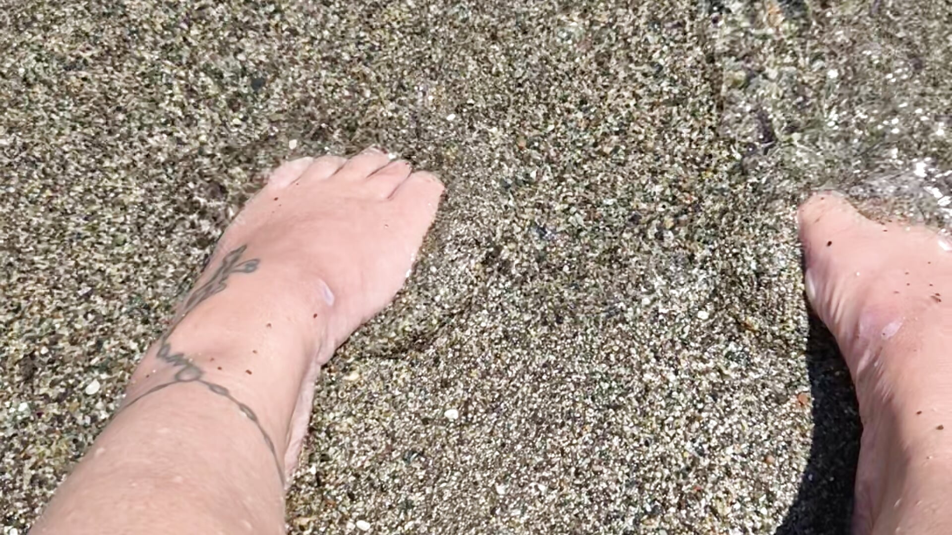 Sand between my toes– Ashti_Grace kameramodell videója
