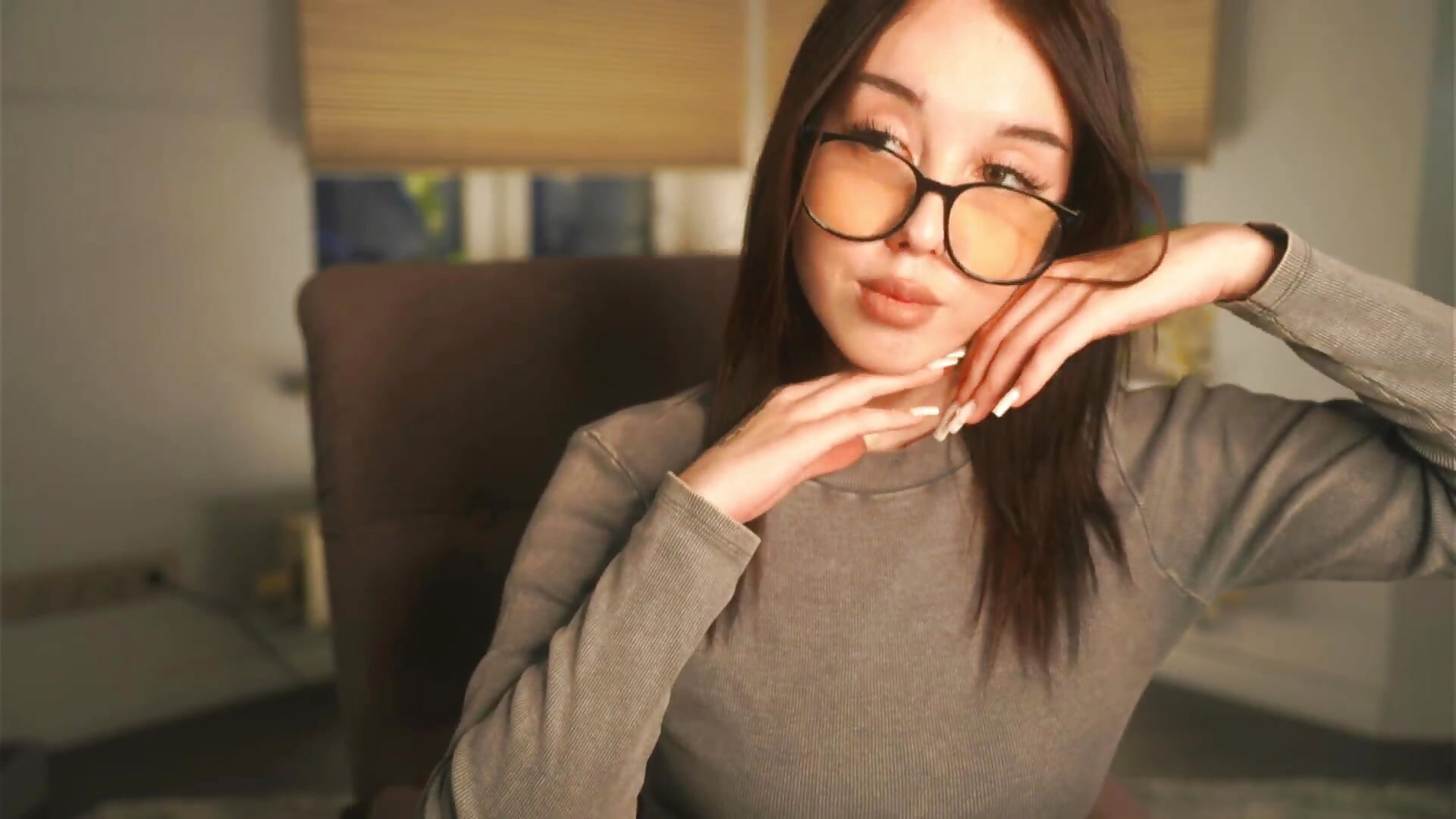 This is mee - video by CharleenHosten cam model