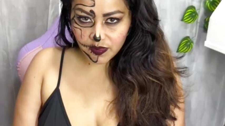 happy halloween - video by amara_leoncm cam model