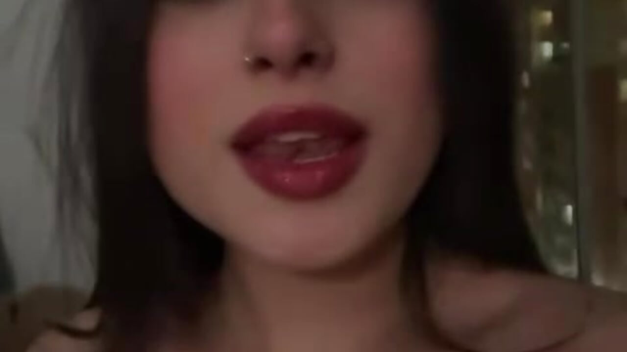 Me :3 - video by imsofi_kf cam model