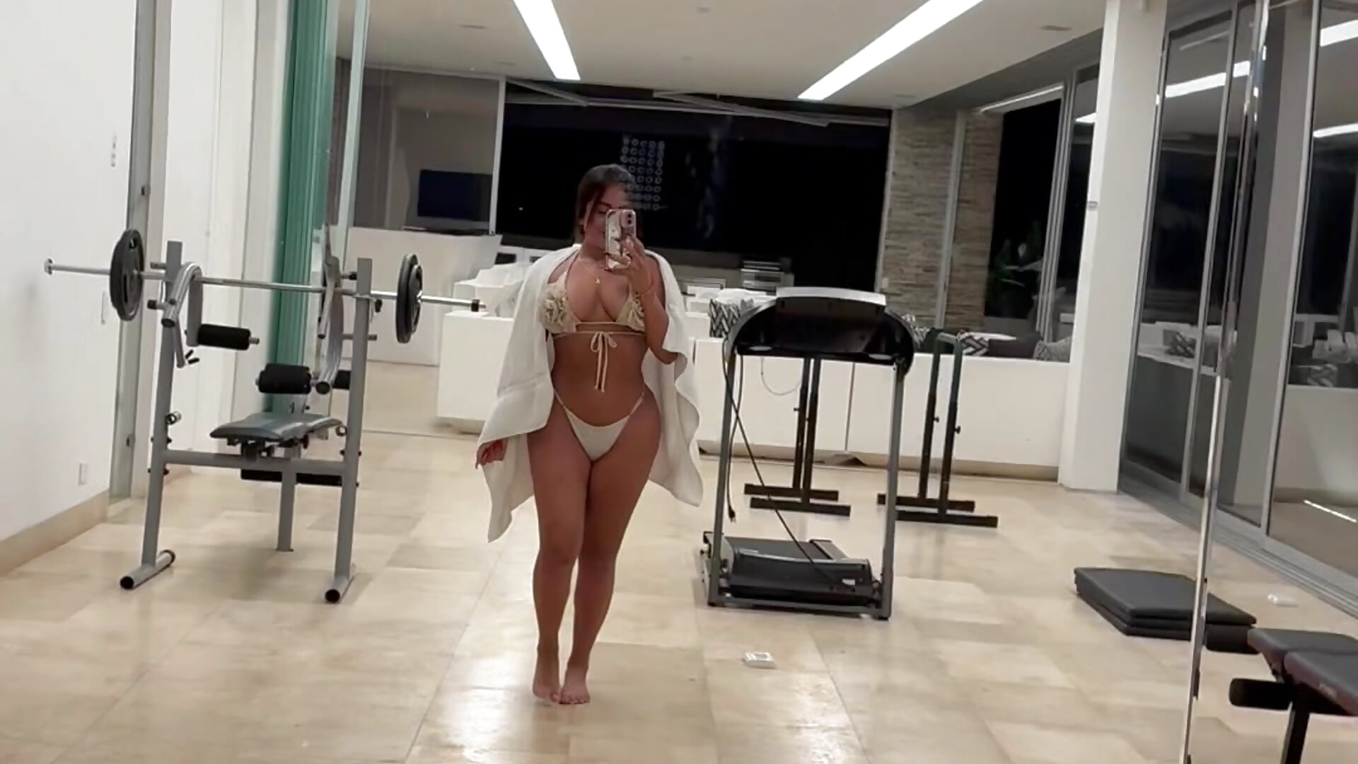 IMG_8620 - video by CHEL_21 cam model