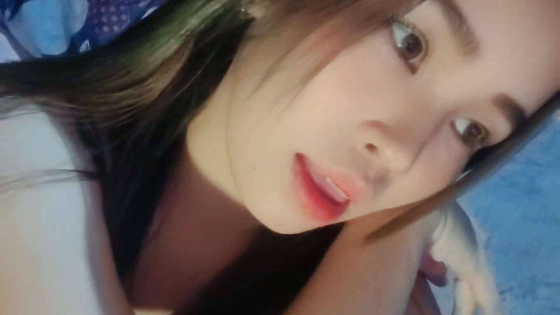 Zoom in Zoom out 😊 - Vídeo de Asian_Pussy23, modelo de vídeos