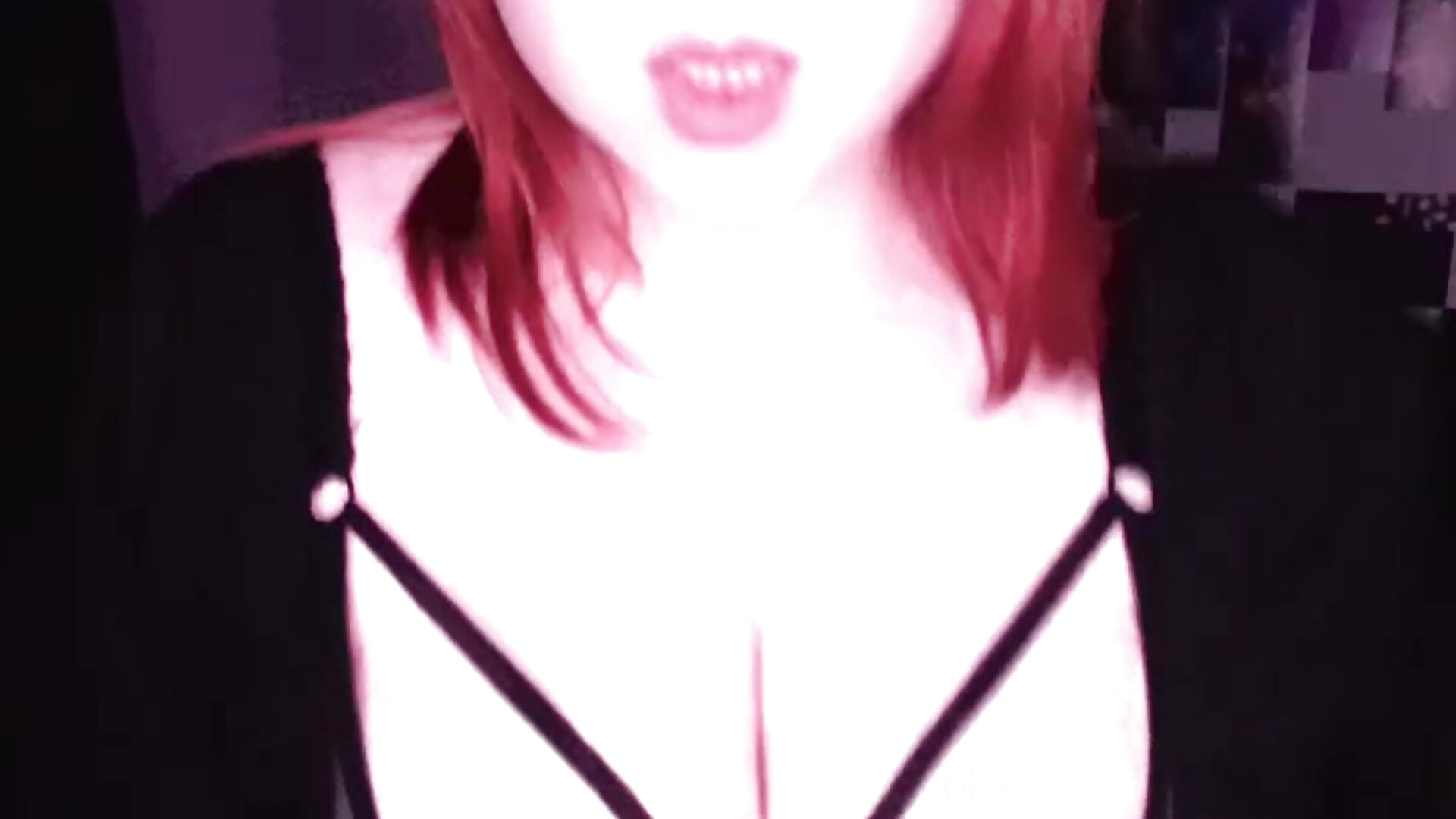 Dance to cute Japanese music (￣▽￣)/♫•*¨*•.¸¸♪ - vídeo de la modelo de cam Lovly_Vixen