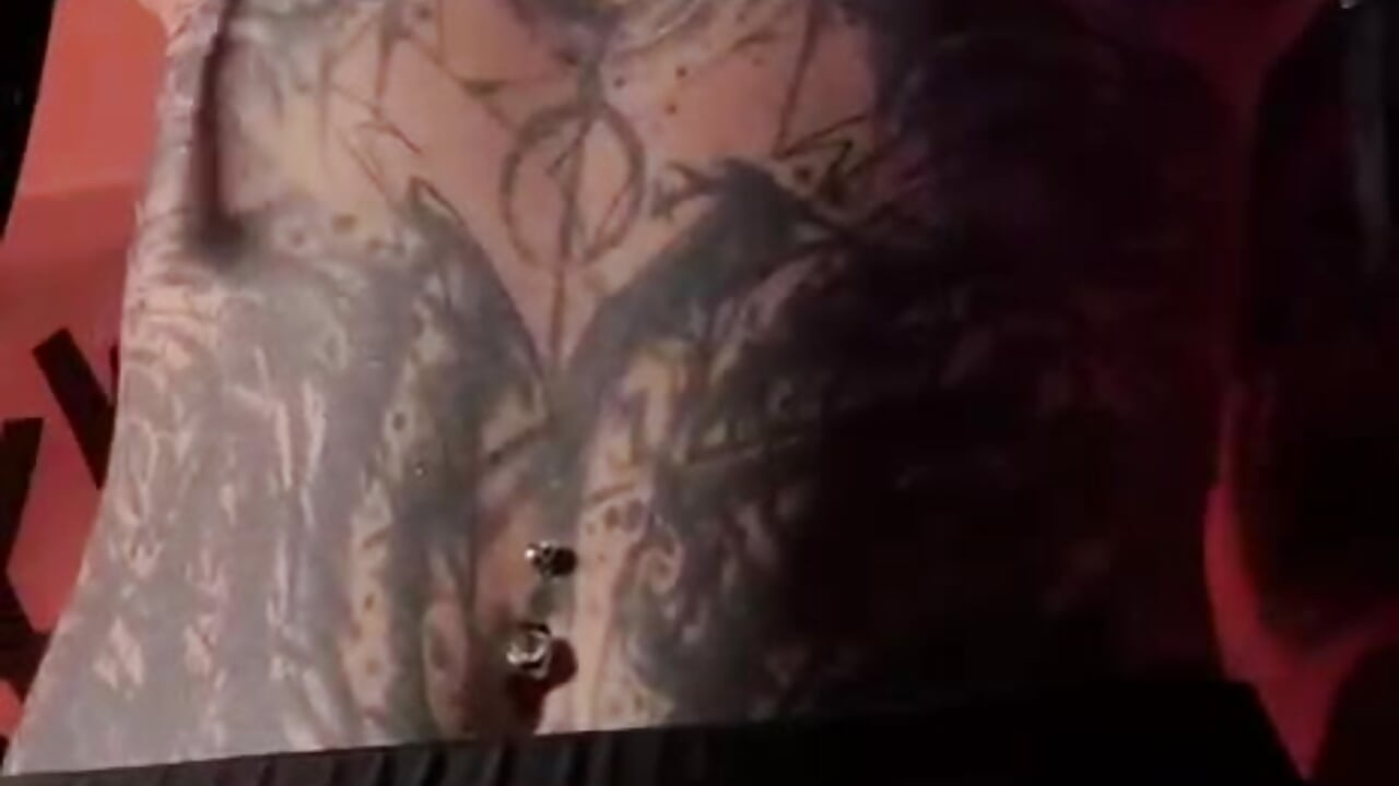 Nipple clamps, so painful! - Video von Dalia_Vorhees Cam-Model