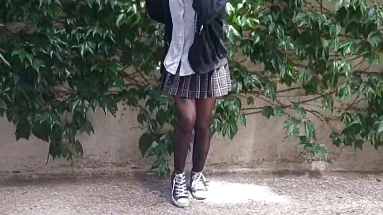 🌿 - video by Nammoth cam model