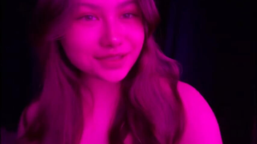 its me) – видео вебкам-модели LeliaPeeler