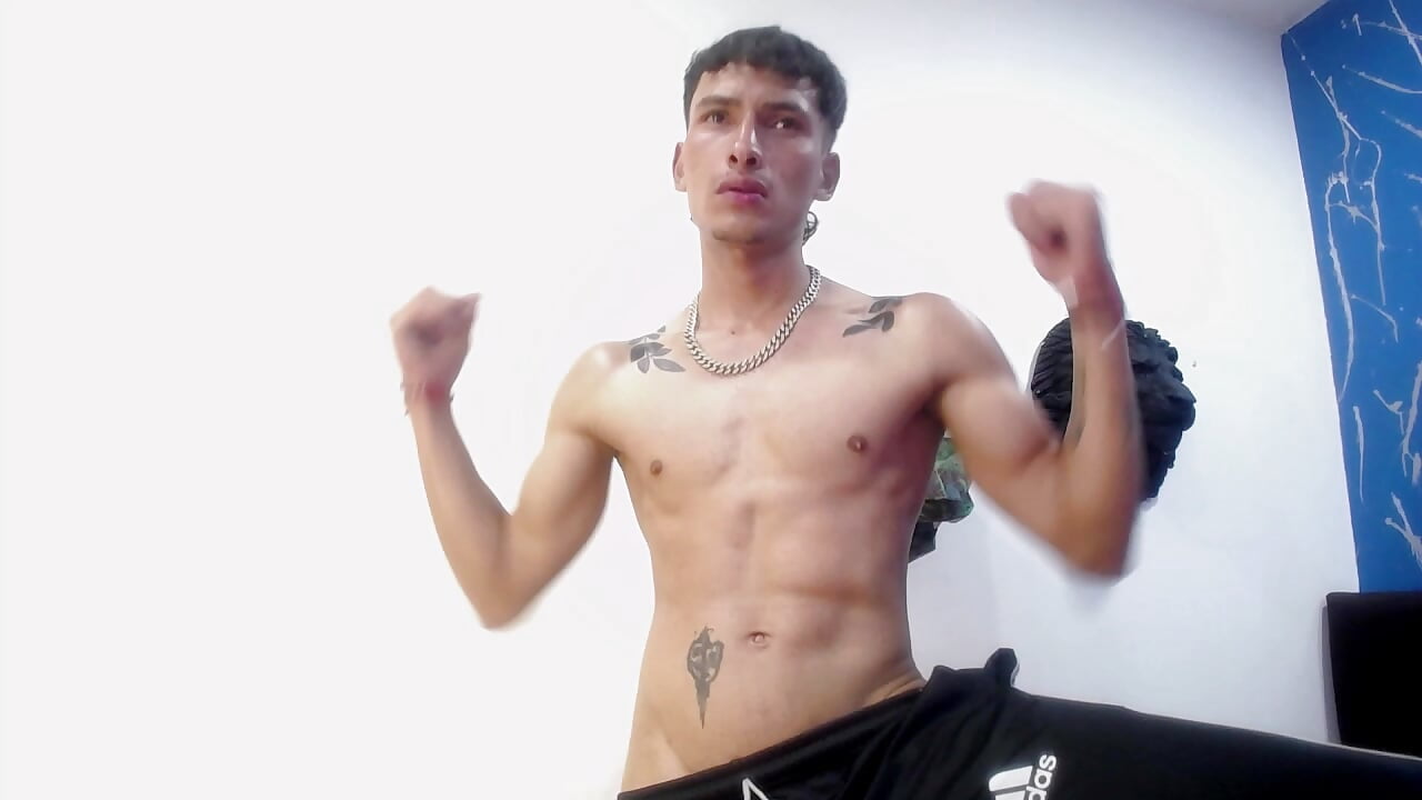 Me - βίντεο μοντέλου SavageLover_