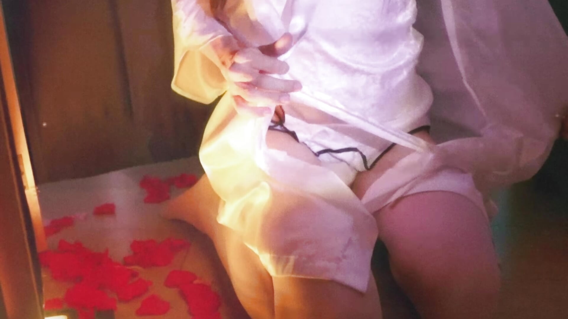 Elegance that Provokes - video by AliiceWonderland_ cam model