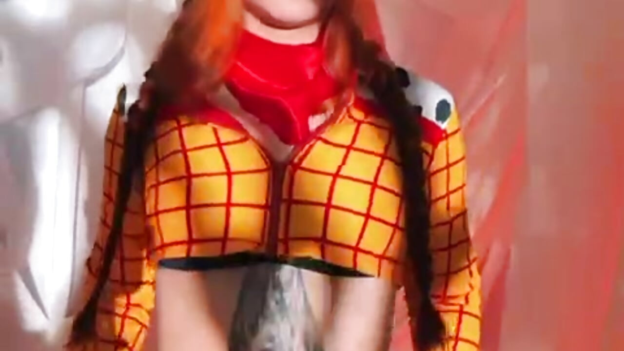 Trick or tease? 🎃 - video by Vittoria__rossi cam model