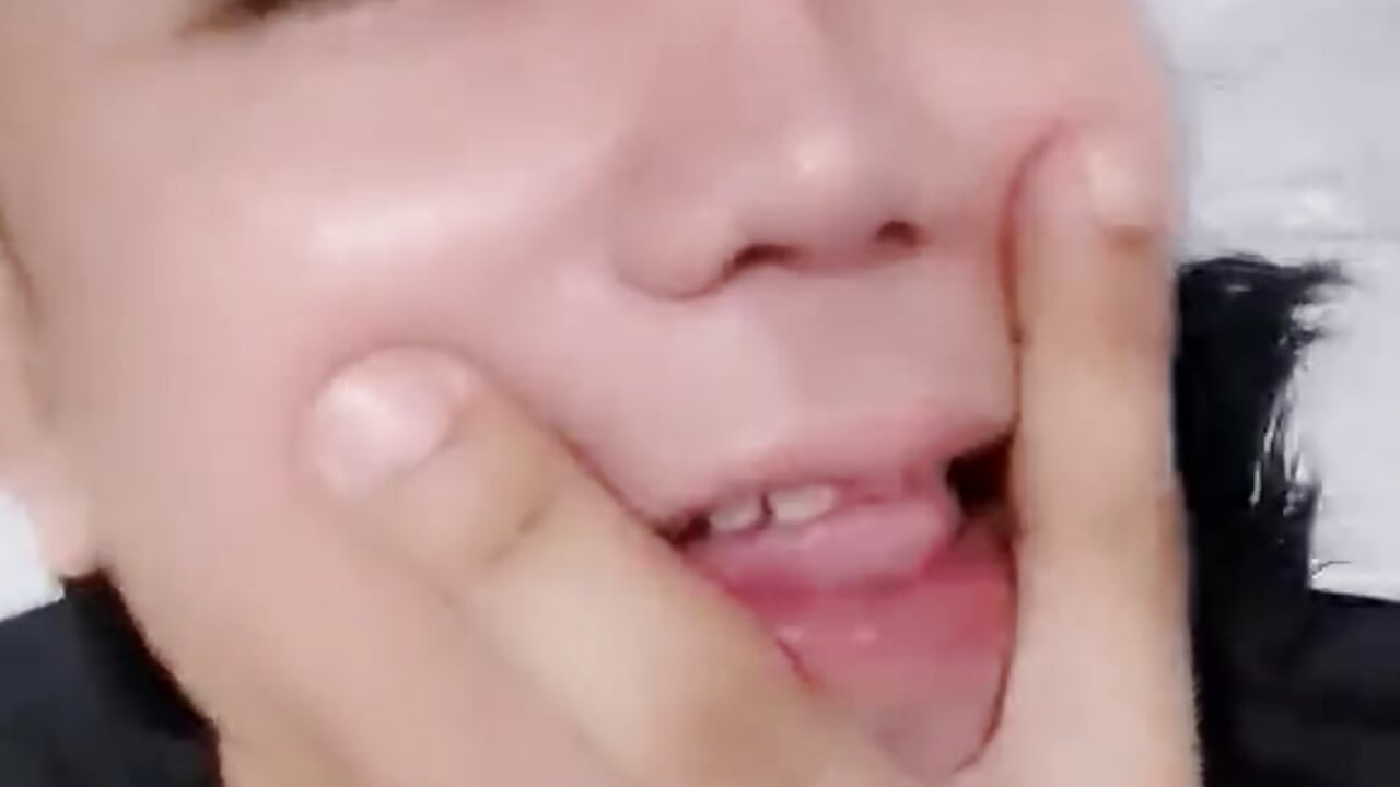 57660d27-86ce-43a5-9a9a-b9cf829fa7ef - vídeo de la modelo de cam yourasiandesire69