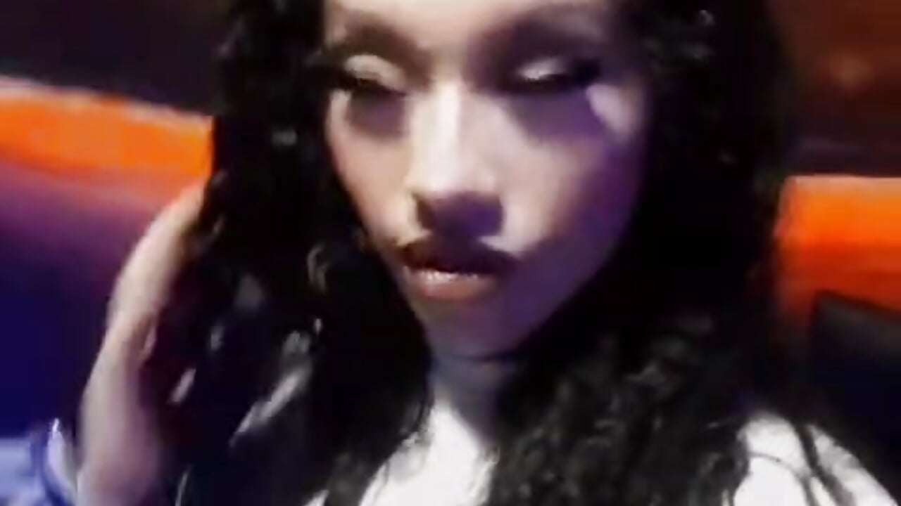 Ntmu Im Sara - video by Jade_Fg cam model