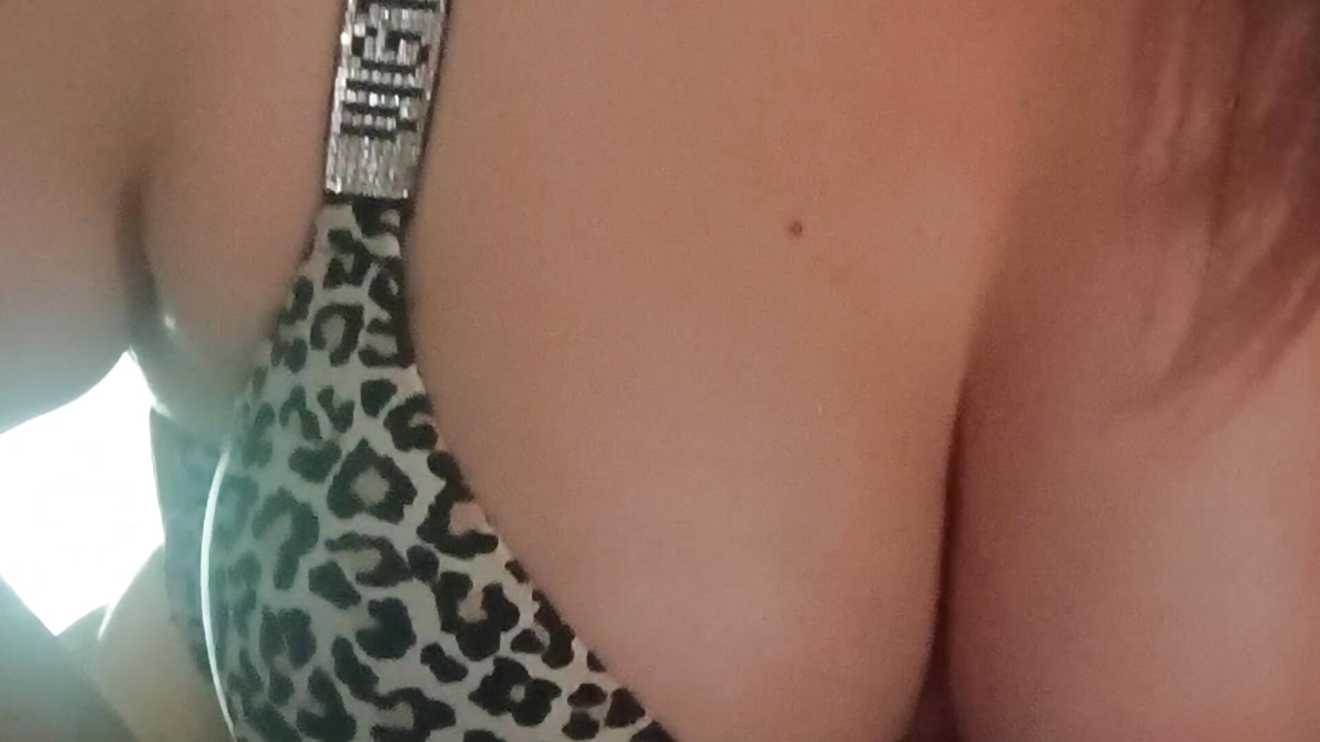 VID_20251017_214541303 - Video von Sweetredvelvet Cam-Model