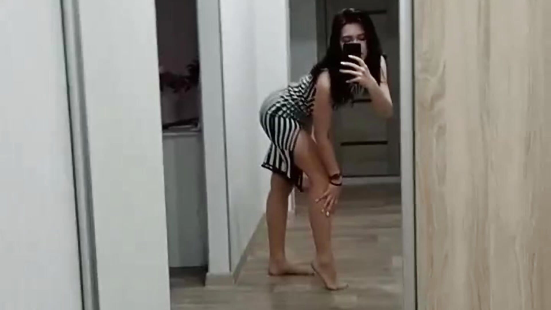 <3 - video by MerrillYeast cam model