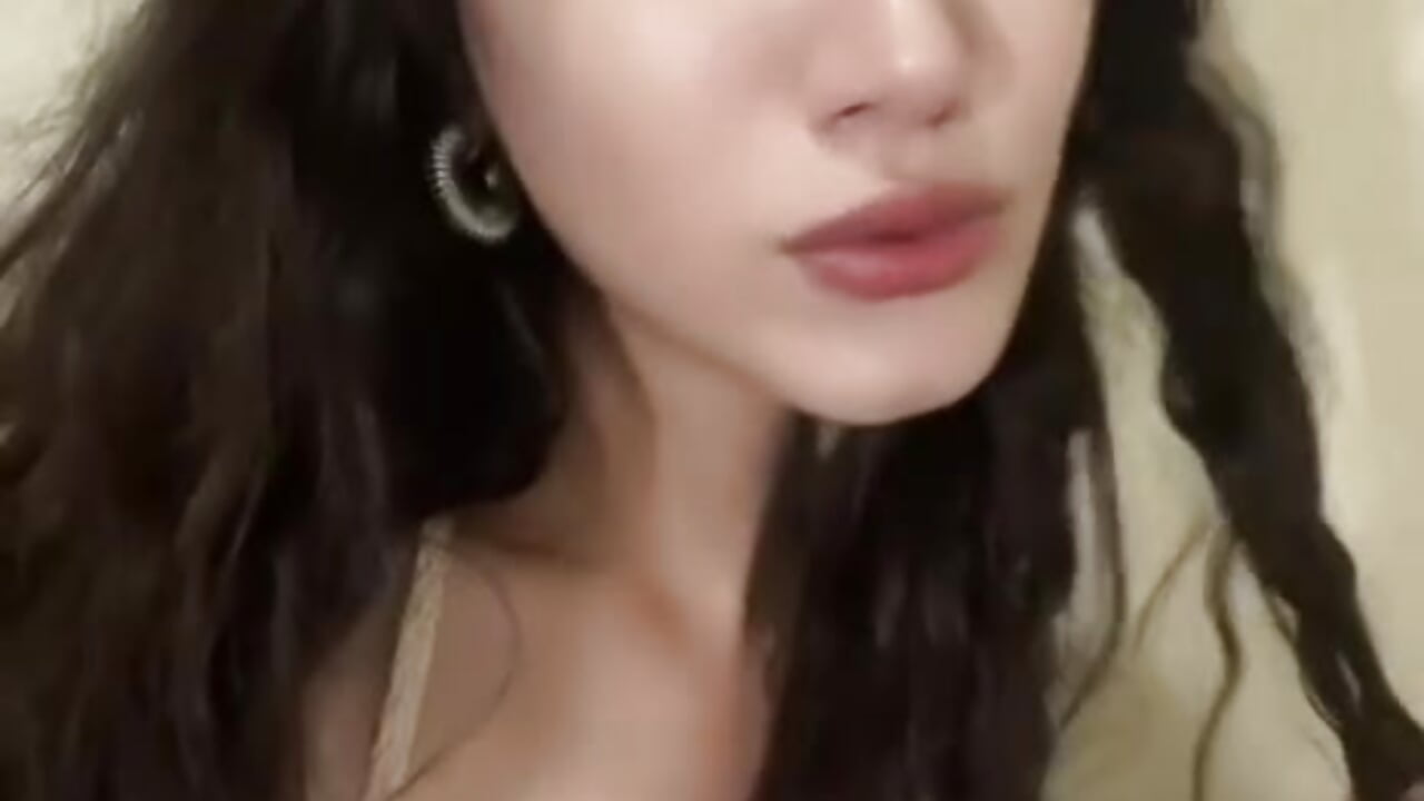 love<3 - відео від вебкаммоделі Mulan_Lo