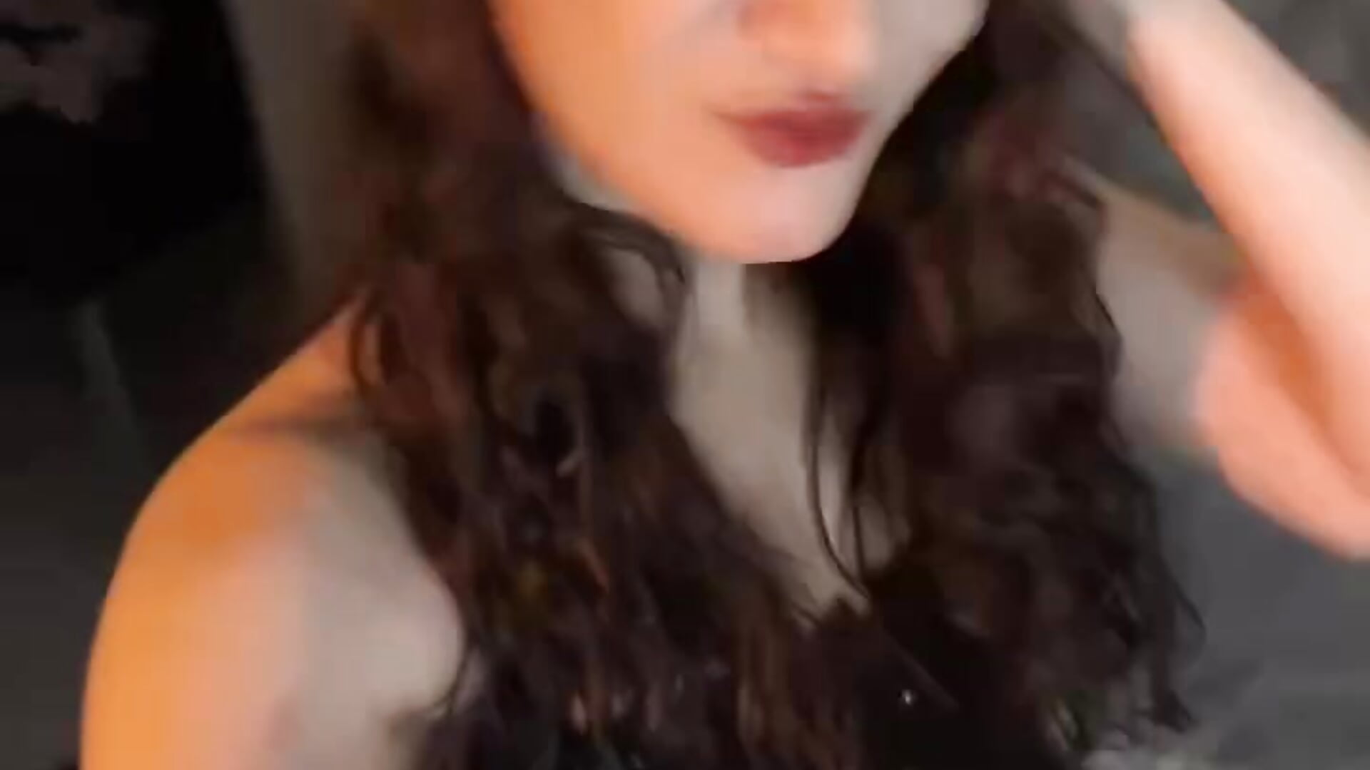 aww - відео від вебкаммоделі Mulan_Lo