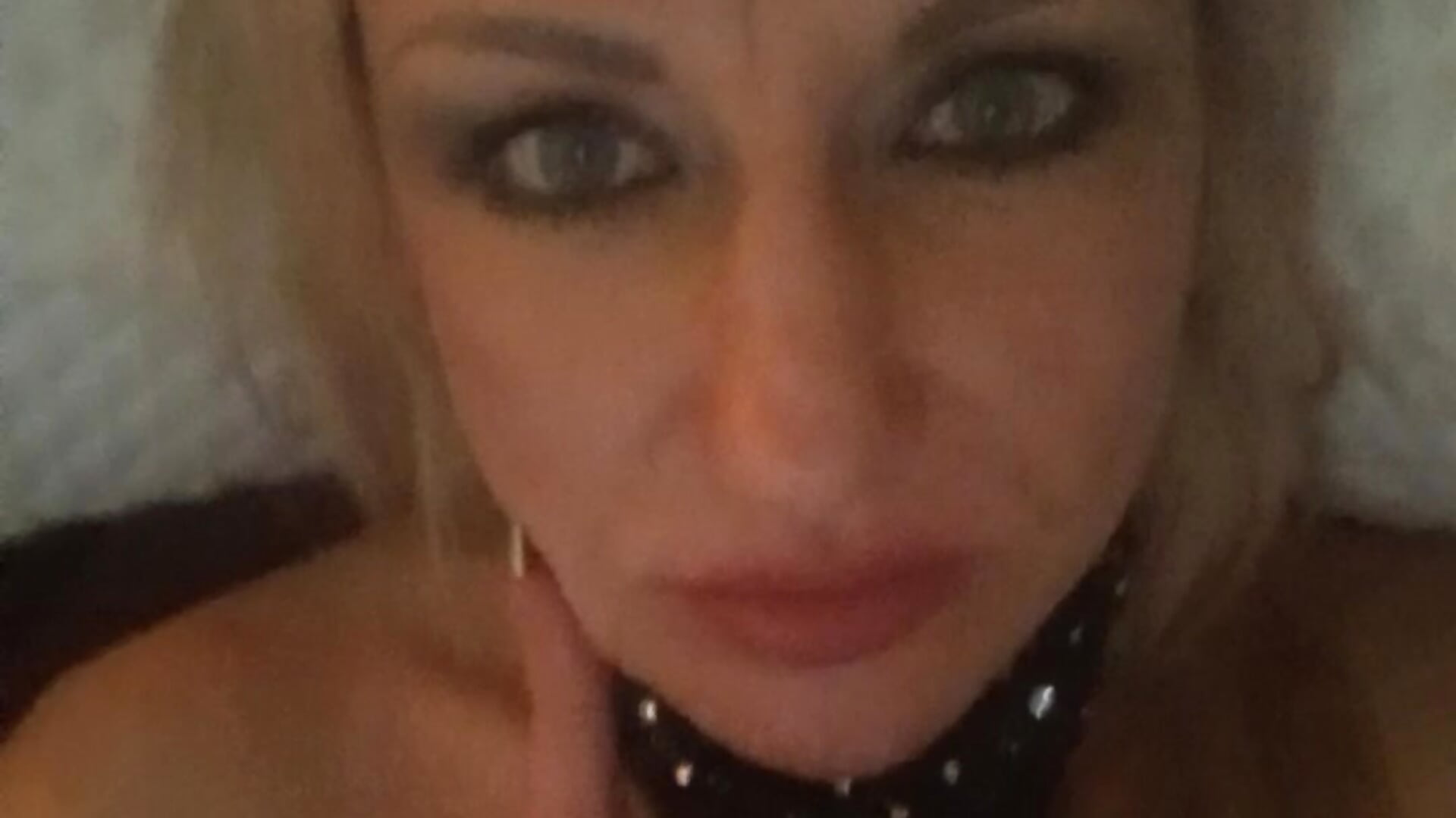 20260410_053446 – video od webkamerové modelky LilaniLoverx