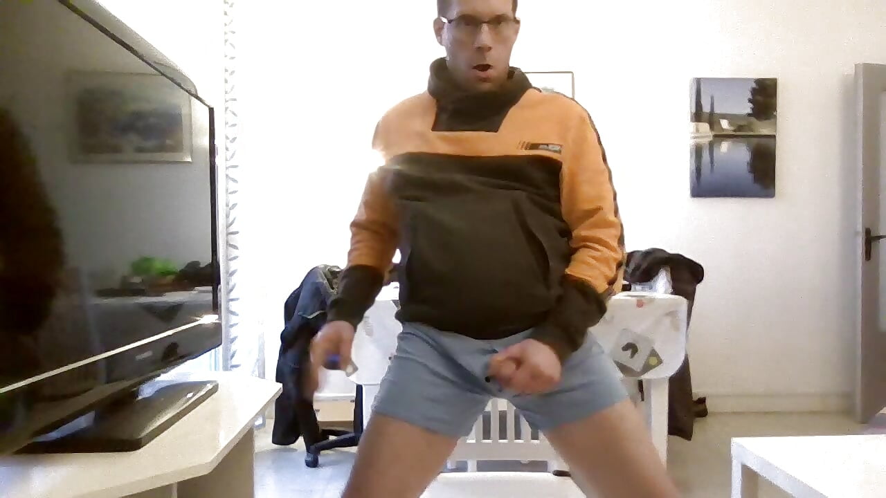 WIN_20260114_17_05_15_Pro - video by farouchaz cam model