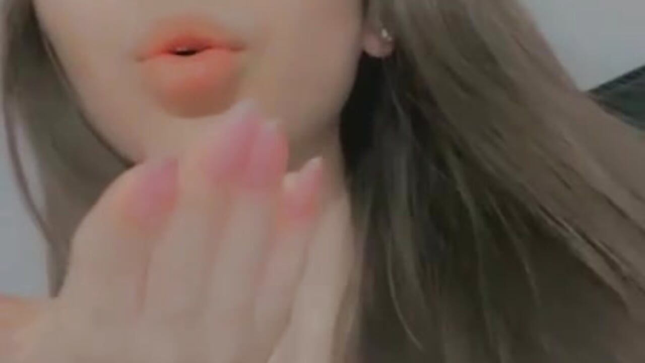 IMG_1667 - video by VeIvet_Kiss cam model