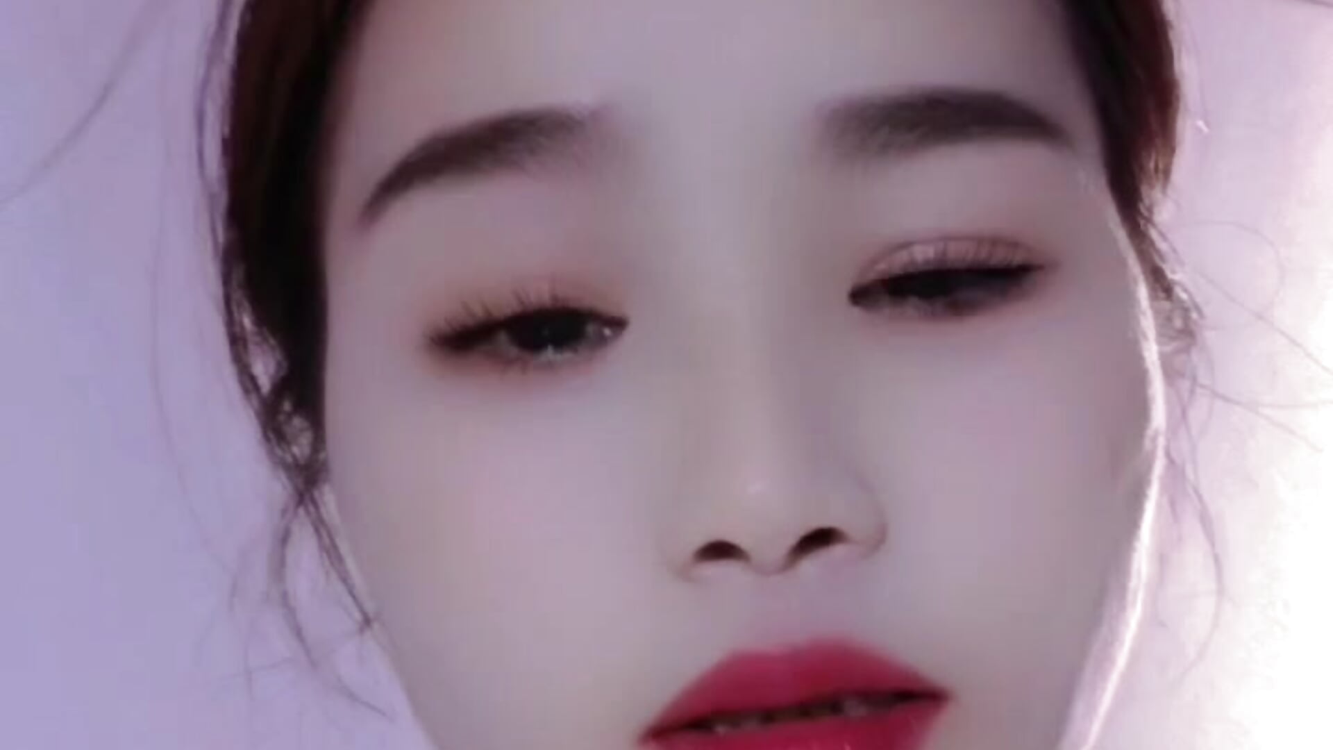 Love - 視頻由 Zuzu-6 主播提供