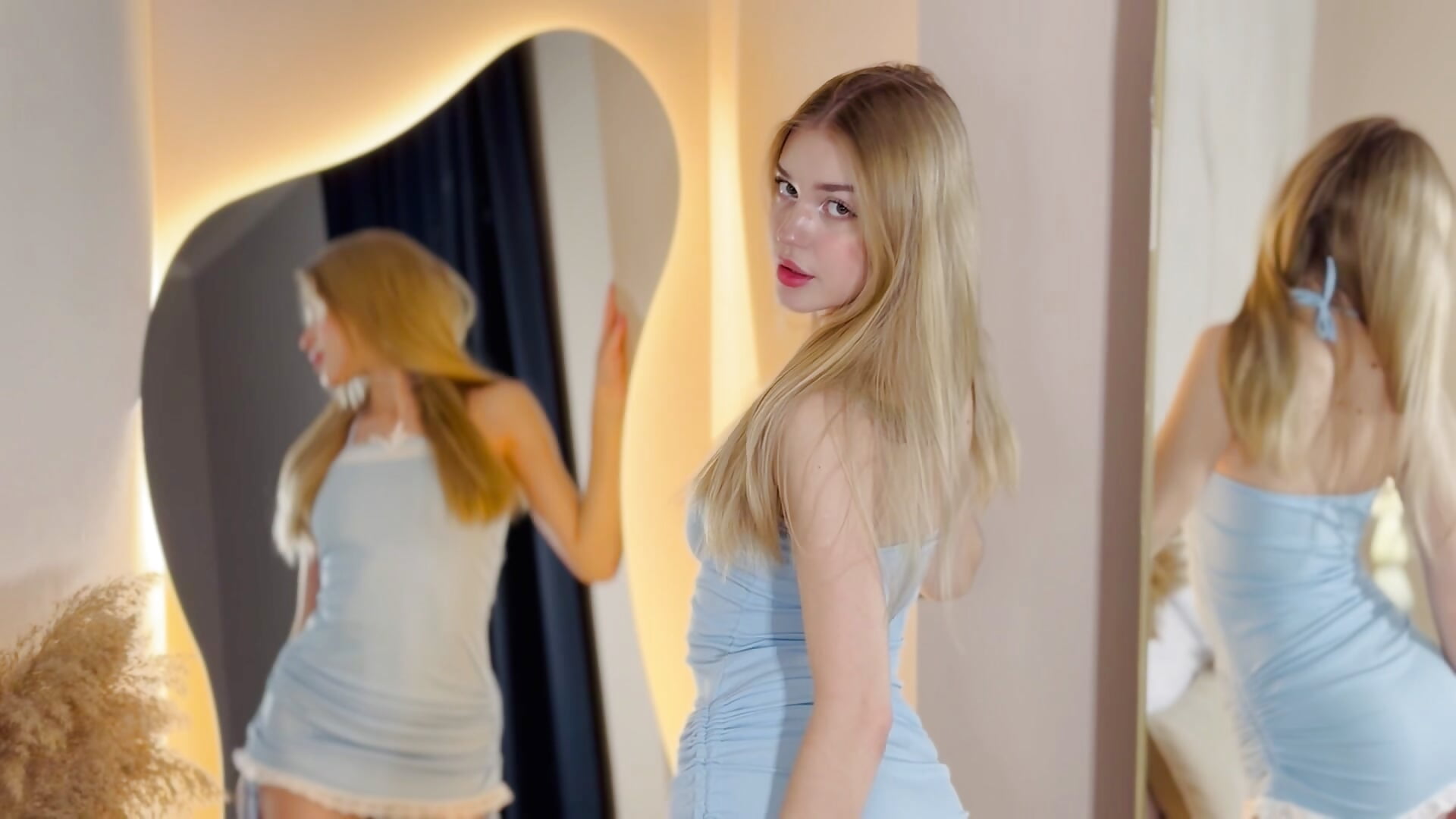 Welcome to my room🌺－カメラキャストのJenniNellsonの動画